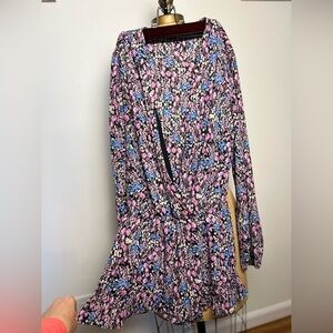 Eight sixty small floral long sleeve shorts romper with elastic waist